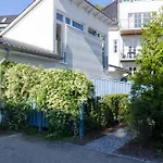 6 Dünenhus * Rostock
