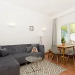 6 Duenenhus