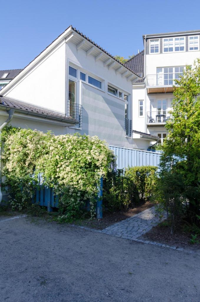 6 Duenenhus * Rostock